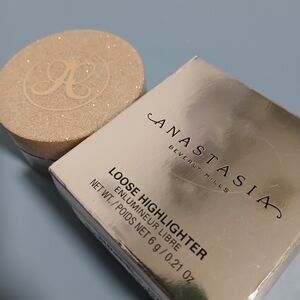 🎀 3 For $15 Anastasia Beverly Hills Loose Highlighter